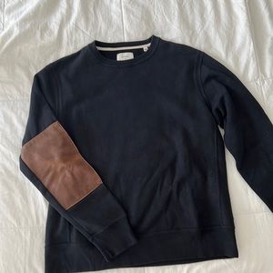 Mens Billy Reid crewneck sweater. Size small gently used.